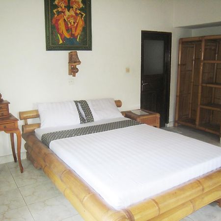 Galang Kangin Bungalows 2 อาเม็ด ภายนอก รูปภาพ