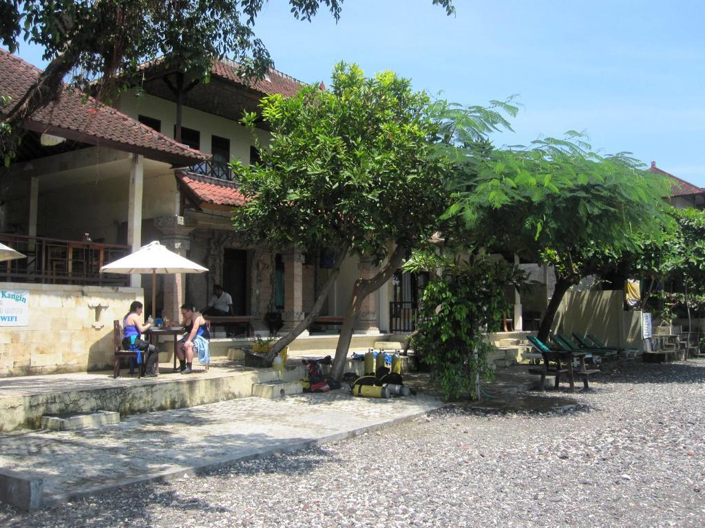 Galang Kangin Bungalows 2 อาเม็ด ภายนอก รูปภาพ